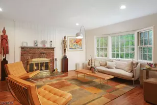 18 Skyline Dr, Warren Township, NJ 07059 - Photo 9