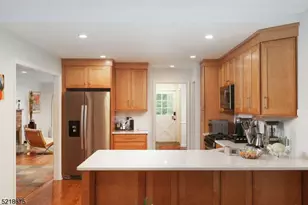 18 Skyline Dr, Warren Township, NJ 07059 - Photo 15