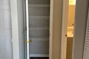 96 Crestview Ln, Mount Arlington, NJ 07856 - Photo 5