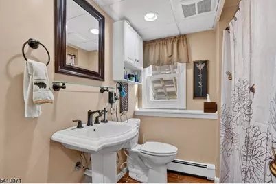 116 Star Lake Rd, Bloomingdale, NJ 07403 - Photo 9