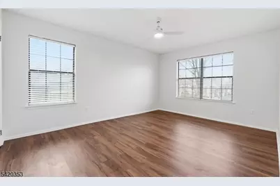 48 Taylor Dr, Franklin Township, NJ 08823 - Photo 17