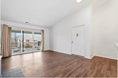 48 Taylor Dr, Franklin Township, NJ 08823 - Photo 5