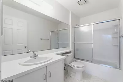 48 Taylor Dr, Franklin Township, NJ 08823 - Photo 9