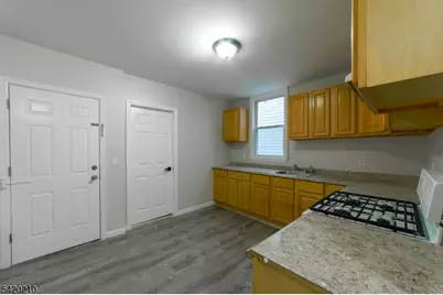 874-876 S 16th St, Newark, NJ 07108 - Photo 13