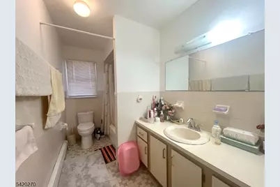 525 Stuyvesant Ave #2, Lyndhurst Township, NJ 07071 - Photo 33