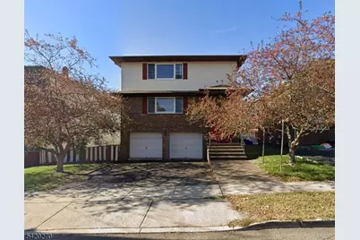 525 Stuyvesant Ave #2, Lyndhurst Township, NJ 07071 - Photo 1