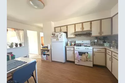 525 Stuyvesant Ave #2, Lyndhurst Township, NJ 07071 - Photo 27