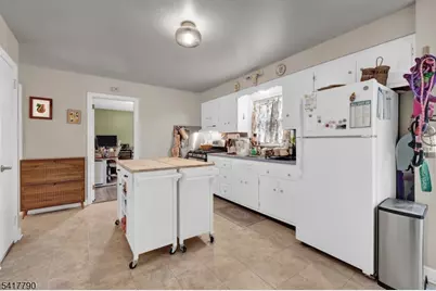 322 Broughton Ave, Bloomfield, NJ 07003 - Photo 17