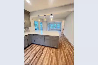 54 Vernon Ave #A, Hamburg, NJ 07419 - Photo 5