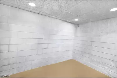 78 Hastings Ave, Nutley, NJ 07110 - Photo 29