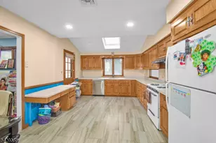 78 Hastings Ave, Nutley, NJ 07110 - Photo 7