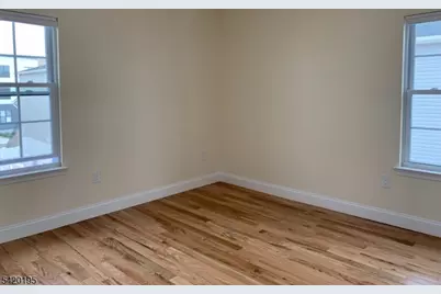 257 Dukes St, Kearny, NJ 07032 - Photo 9