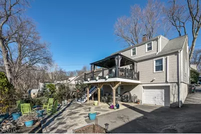 18 Barker Ave, Hawthorne, NJ 07506 - Photo 23