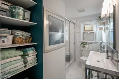 18 Barker Ave, Hawthorne, NJ 07506 - Photo 9