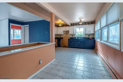 207 Dupont Ave, Hopatcong, NJ 07843 - Photo 5