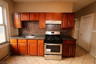 413 Lyons Ave, Newark, NJ 07112 - Photo 3