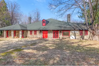 30 Gingerbread Castle Rd, Hamburg, NJ 07419 - Photo 1