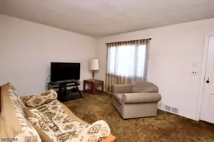 39-23 Van Duren Ave, Fair Lawn, NJ 07410 - Photo 3