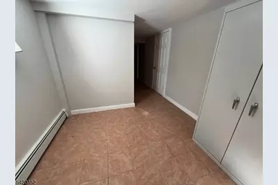 100 Elm St #1, Montclair, NJ 07042 - Photo 33