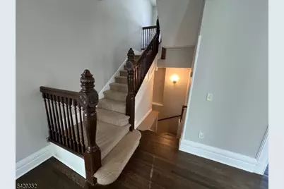 100 Elm St #1, Montclair, NJ 07042 - Photo 15