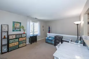 51 Sunrise Dr, Hanover Township, NJ 07981 - Photo 3