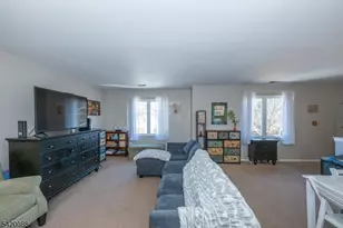 51 Sunrise Dr, Hanover Township, NJ 07981 - Photo 7