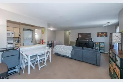 51 Sunrise Dr, Hanover Township, NJ 07981 - Photo 5