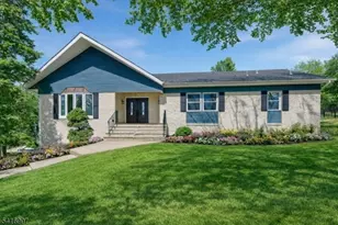 2 Rossi Dr, Clinton Township, NJ 08809 - Photo 5