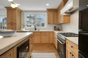 3 Laurel Pl, Glen Ridge, NJ 07028 - Photo 13