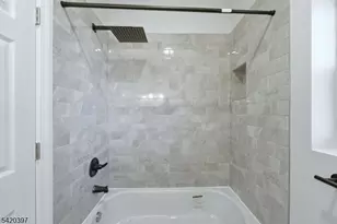 392 S 19th St, Newark, NJ 07103 - Photo 9