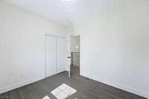 392 S 19th St, Newark, NJ 07103 - Photo 13