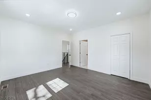 392 S 19th St, Newark, NJ 07103 - Photo 15