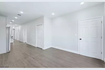 392 S 19th St, Newark, NJ 07103 - Photo 5