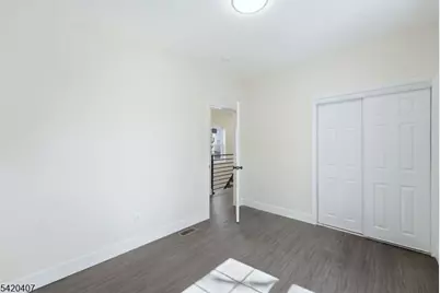 392 S 19th St, Newark, NJ 07103 - Photo 7