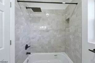 392 S 19th St, Newark, NJ 07103 - Photo 13