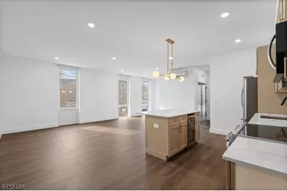 21 Lincoln Park #100, Newark, NJ 07102 - Photo 1