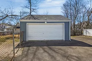 310 Cristiani St, Roselle, NJ 07203 - Photo 33