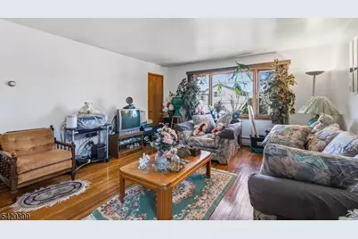 310 Cristiani St, Roselle, NJ 07203 - Photo 17