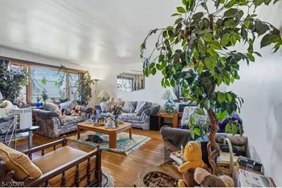 310 Cristiani St, Roselle, NJ 07203 - Photo 19