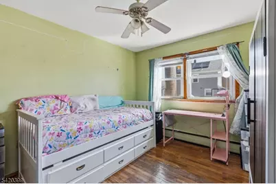 310 Cristiani St, Roselle, NJ 07203 - Photo 15