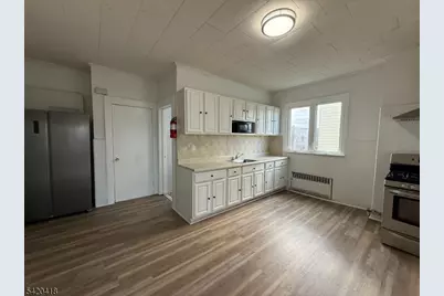 234 Christine St #2F, Elizabeth, NJ 07202 - Photo 7