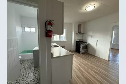 234 Christine St #2F, Elizabeth, NJ 07202 - Photo 11