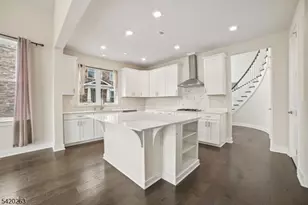 25 Stone Ct, Morris Township, NJ 07960 - Photo 9