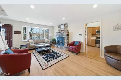 51 Lakeside Dr, Vernon, NJ 07422 - Photo 13