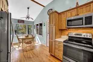 51 Lakeside Dr, Vernon, NJ 07422 - Photo 15