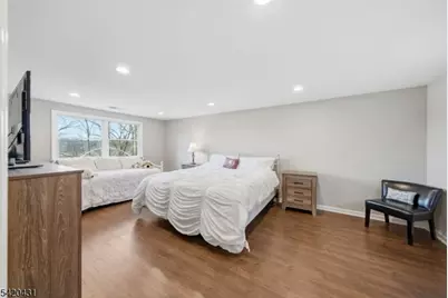 51 Lakeside Dr, Vernon, NJ 07422 - Photo 27