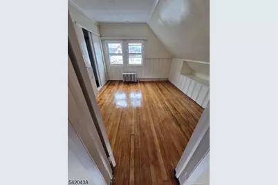 56 Llewellyn Ave, West Orange Township, NJ 07052 - Photo 9