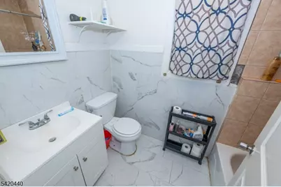 28 Highland St, Paterson, NJ 07524 - Photo 27