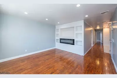 28 Highland St, Paterson, NJ 07524 - Photo 5