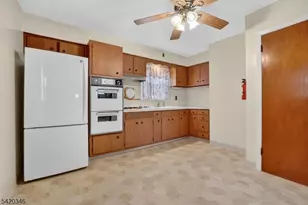 29 Nokomis Ave, Parsippany, NJ 07034 - Photo 5